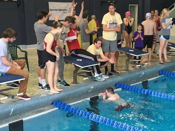 UMW Swimming Hosts Area Special Olympics Clinic