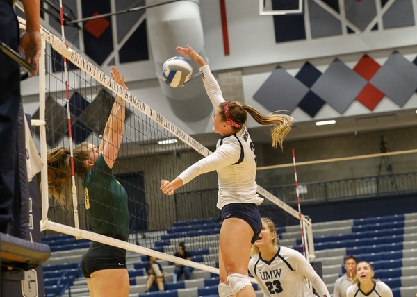 UMW Volleyball Sweeps Southern Virginia in Saturday CAC Action